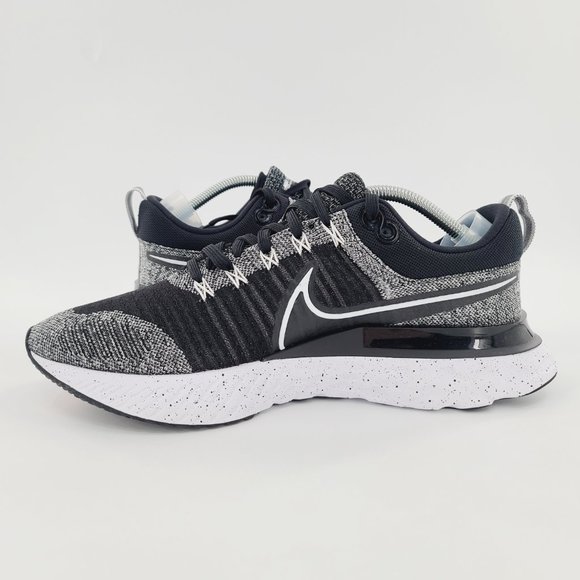 Nike React Infinity Run Flyknit 2 Oreo - Picture 6 of 13